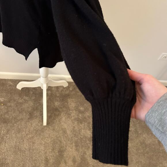 By Anthropologie Black Oversized Slouchy Off-Shoulder Sweater Blouse Top Size S - Picture 4 of 7